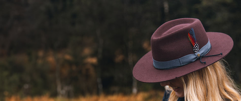 Cappello bordeaux da uomo e da donna, Acquisti online - Headict