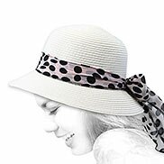 cappello a campana di paglia bianca